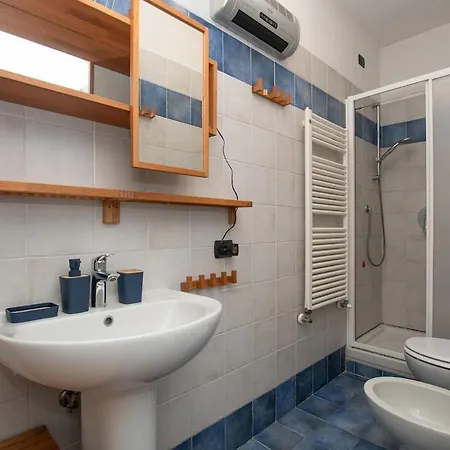 Elegant Loft In Con Wifi E Ac דירה בורג'ו ורצי